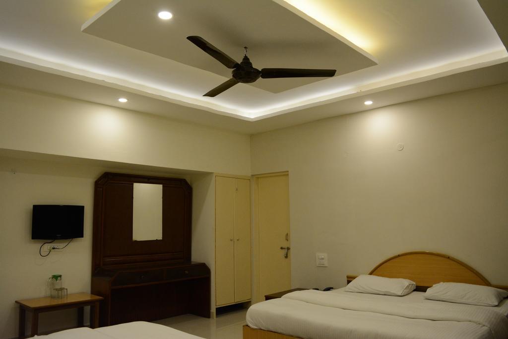 Hotel Mansarover International Haridwār Δωμάτιο φωτογραφία