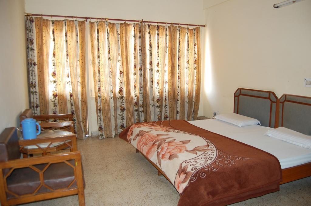 Hotel Mansarover International Haridwār Δωμάτιο φωτογραφία